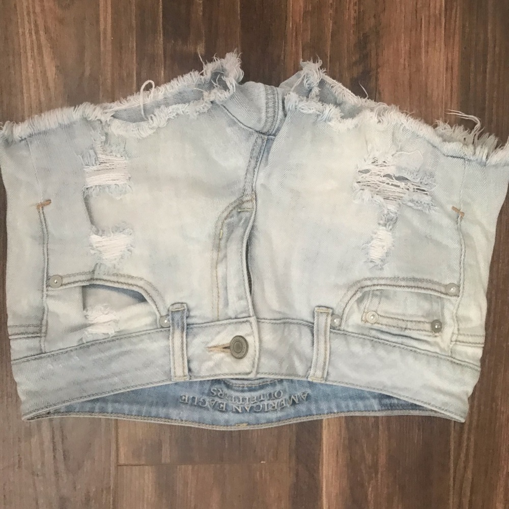 American eagle distressed shorts